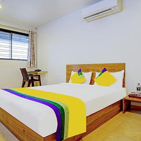 Itsy Hotels Oasis Pride Nashik Exteriör bild