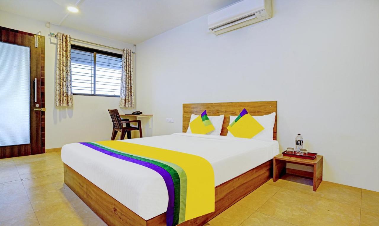 Itsy Hotels Oasis Pride Nashik Exteriör bild