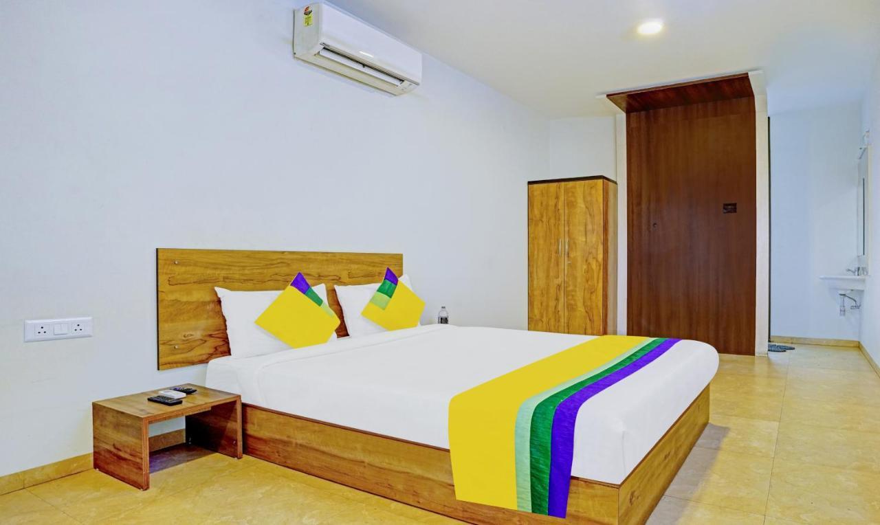 Itsy Hotels Oasis Pride Nashik Exteriör bild