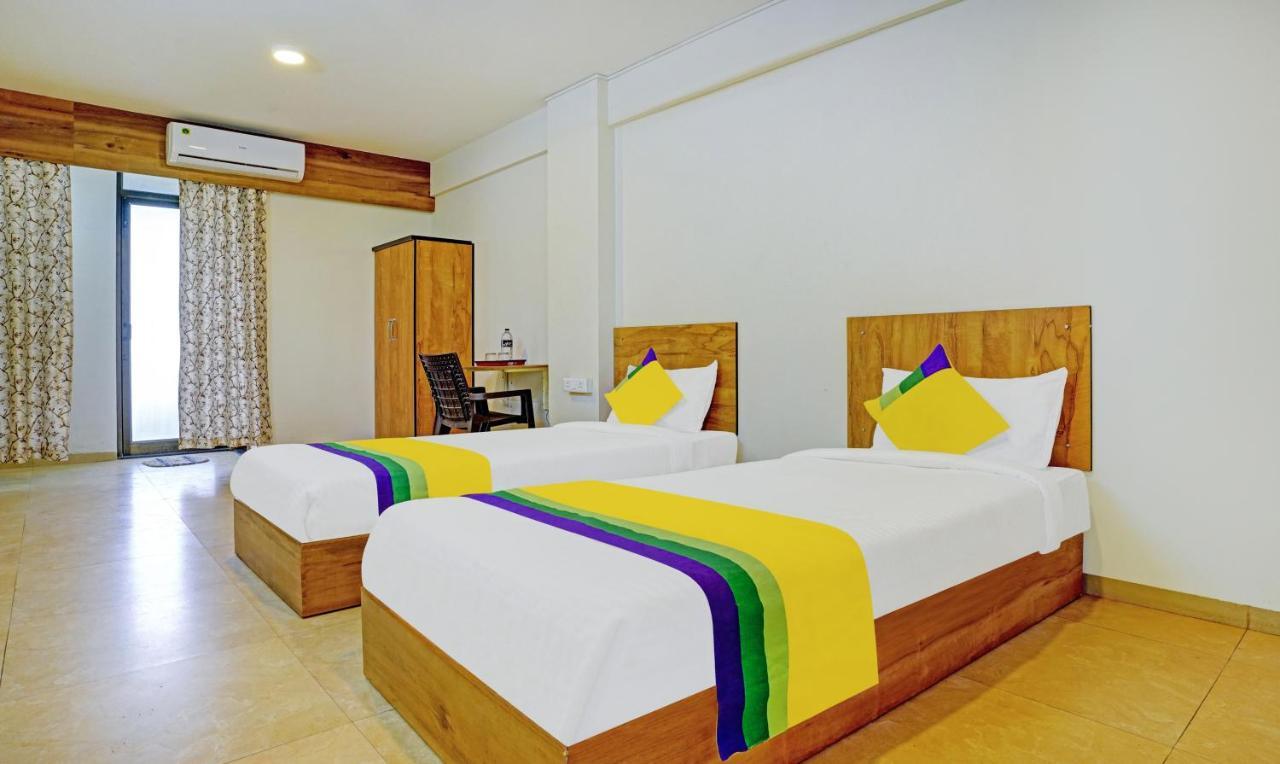 Itsy Hotels Oasis Pride Nashik Exteriör bild